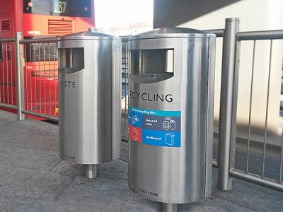 ZEN580垃圾箱与Linx400栏杆