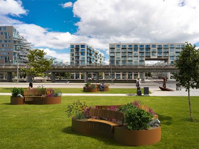 AKRI®600钢保留种植,CorTen,指尖旋转形状与座位