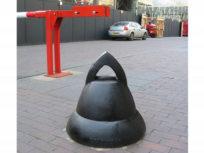 AVE100 Avector Bollard.