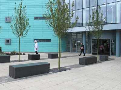 BLR200 SO 2M SOLO单元,BLR100所以1M SOLO单位和BLS6立方体BLYTH混凝土长凳