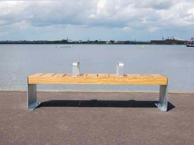 1.8米长凳与大木板条,木面板,镀锌板端和扶手(ELMH105P7070-BENCVNG)