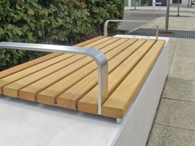 Fortis底板,长凳平台和扶手细节