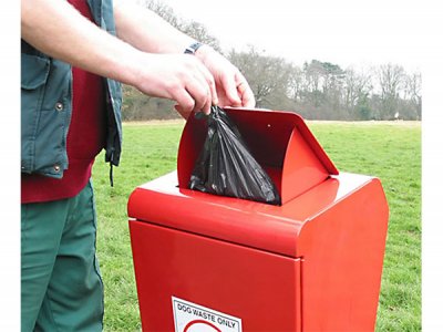 幸运狗的垃圾桶在使用