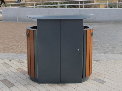 ARC 5DT-PPC双Arca垃圾箱，带盖和iroko木条