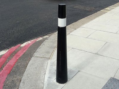 CAP100 Capital Cast Iron Bollard