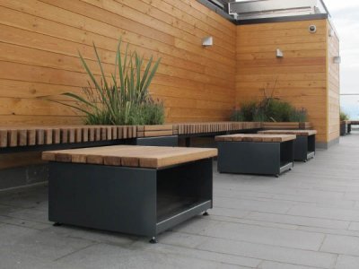 定制700平方毫米x 400毫米高的独立Hollo咖啡桌。